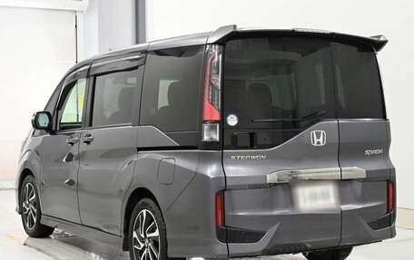 Honda Stepwgn IV, 2021 год, 1 949 999 рублей, 5 фотография