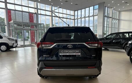Toyota RAV4, 2019 год, 3 230 000 рублей, 6 фотография