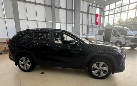 Toyota RAV4, 2019 год, 3 230 000 рублей, 4 фотография