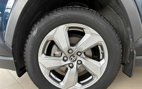 Toyota RAV4, 2019 год, 3 230 000 рублей, 12 фотография