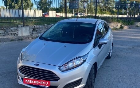 Ford Fiesta, 2015 год, 850 000 рублей, 5 фотография