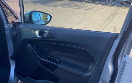 Ford Fiesta, 2015 год, 850 000 рублей, 13 фотография