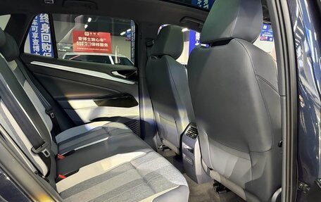 Volkswagen ID.4, 2023 год, 3 415 000 рублей, 8 фотография