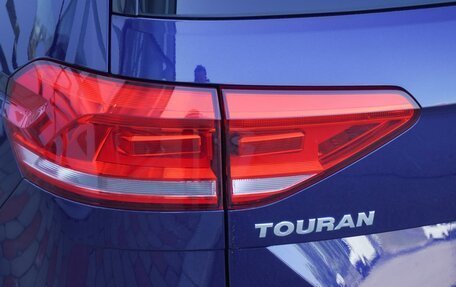 Volkswagen Touran III, 2017 год, 1 260 000 рублей, 8 фотография