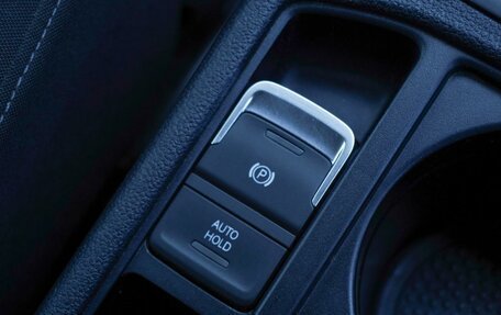 Volkswagen Touran III, 2017 год, 1 260 000 рублей, 18 фотография