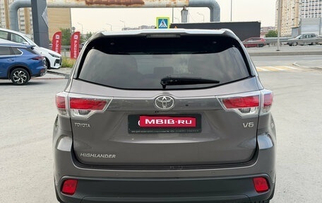 Toyota Highlander III, 2014 год, 2 980 000 рублей, 5 фотография