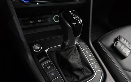 Volkswagen Tiguan II, 2023 год, 2 500 000 рублей, 13 фотография