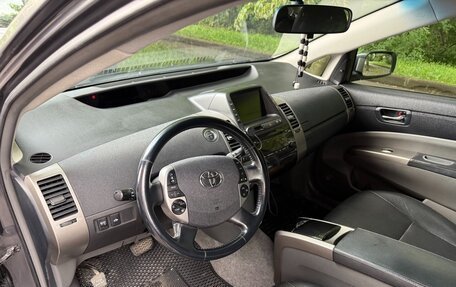 Toyota Prius, 2009 год, 850 000 рублей, 4 фотография
