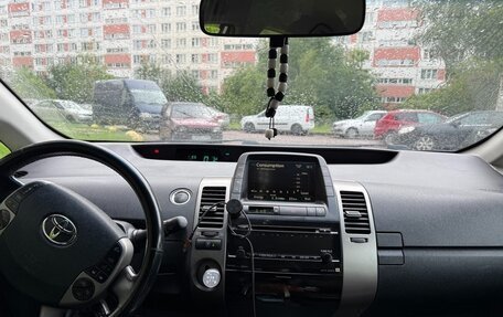 Toyota Prius, 2009 год, 850 000 рублей, 3 фотография