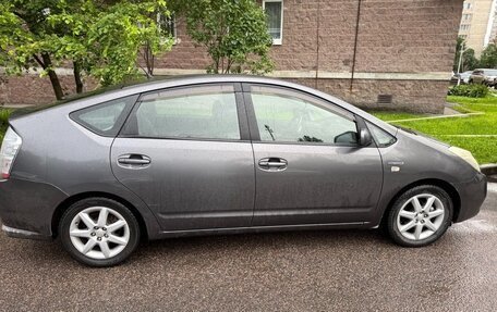 Toyota Prius, 2009 год, 850 000 рублей, 8 фотография
