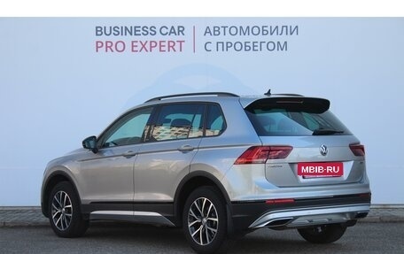 Volkswagen Tiguan II, 2019 год, 2 860 000 рублей, 7 фотография