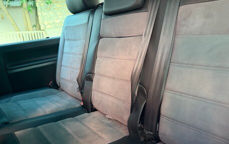 Volkswagen Multivan T6 рестайлинг, 2019 год, 5 500 000 рублей, 8 фотография