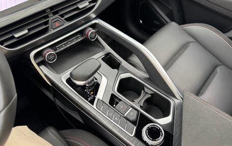 Geely Tugella FY11, 2023 год, 2 755 000 рублей, 17 фотография
