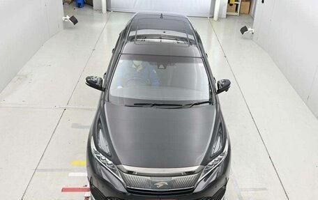 Toyota Harrier, 2020 год, 2 399 999 рублей, 2 фотография