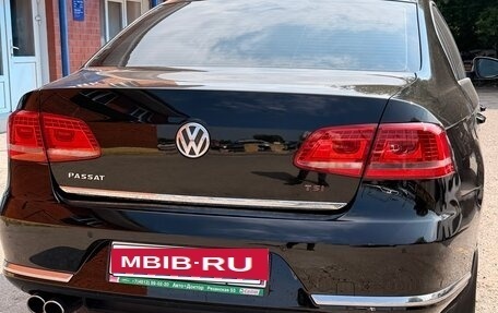 Volkswagen Passat B7, 2011 год, 900 000 рублей, 4 фотография