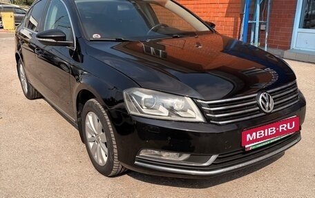 Volkswagen Passat B7, 2011 год, 900 000 рублей, 2 фотография