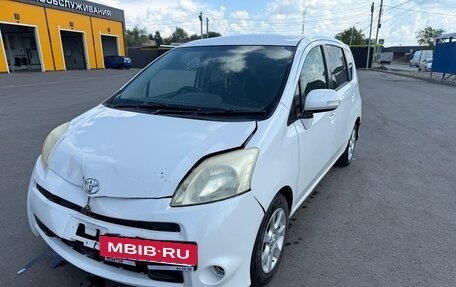 Toyota Passo Sette, 2009 год, 600 000 рублей, 5 фотография