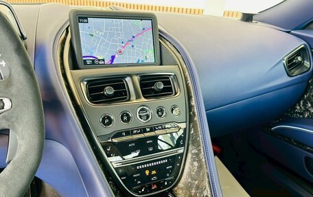 Aston Martin DBS III, 2024 год, 35 700 000 рублей, 13 фотография