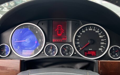 Volkswagen Touareg III, 2007 год, 750 000 рублей, 11 фотография