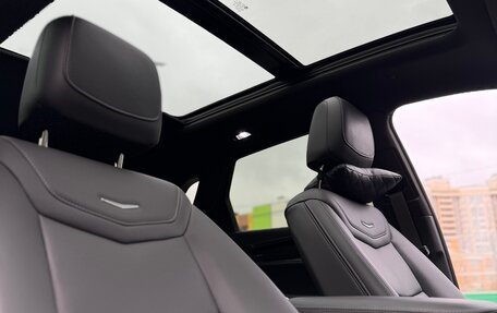 Cadillac XT5 I рестайлинг, 2022 год, 5 000 000 рублей, 6 фотография