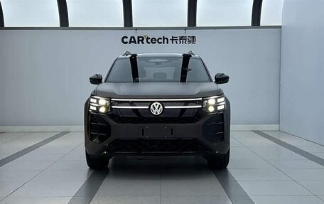 Volkswagen Teramont, 2025 год, 5 760 000 рублей, 2 фотография