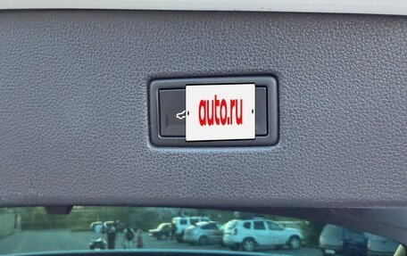 Volkswagen Tiguan II, 2020 год, 3 090 000 рублей, 22 фотография