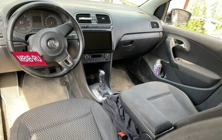 Volkswagen Polo VI (EU Market), 2011 год, 500 000 рублей, 10 фотография