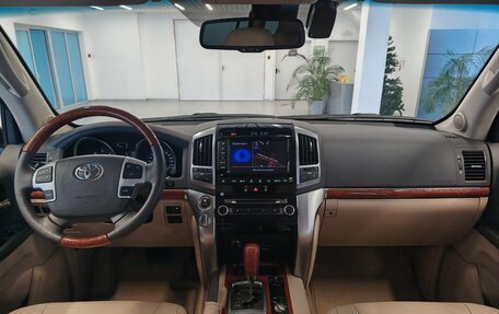Toyota Land Cruiser 200, 2015 год, 4 404 000 рублей, 11 фотография