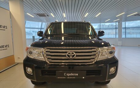 Toyota Land Cruiser 200, 2015 год, 4 404 000 рублей, 3 фотография