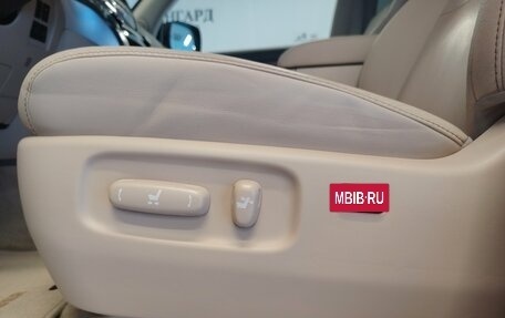 Toyota Land Cruiser 200, 2015 год, 4 404 000 рублей, 14 фотография