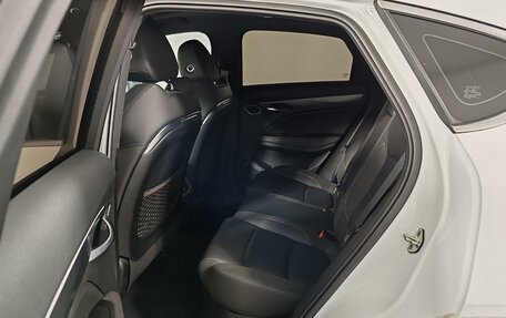Geely Tugella FY11, 2023 год, 2 820 000 рублей, 12 фотография