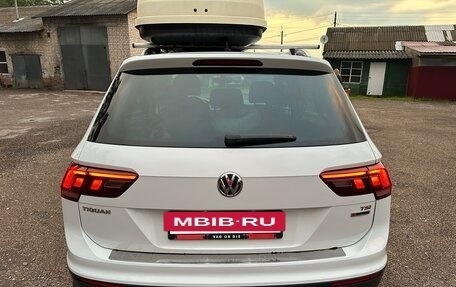 Volkswagen Tiguan II, 2017 год, 2 150 000 рублей, 5 фотография