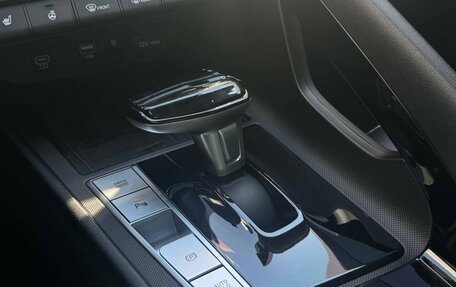 Hyundai Elantra, 2023 год, 2 095 000 рублей, 17 фотография