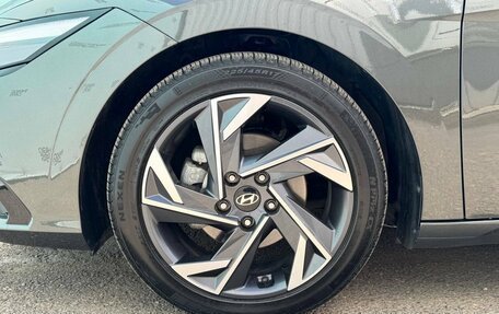Hyundai Elantra, 2023 год, 2 095 000 рублей, 28 фотография