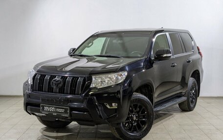 Toyota Land Cruiser Prado 150 рестайлинг 2, 2019 год, 4 900 000 рублей, 1 фотография