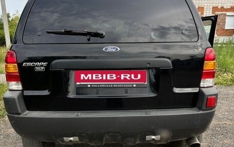 Ford Escape II, 2004 год, 650 000 рублей, 4 фотография