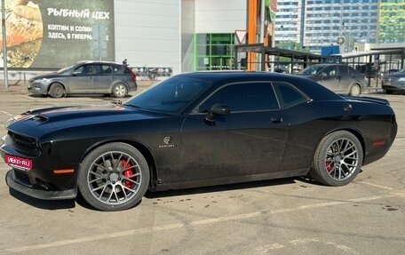 Dodge Challenger III рестайлинг 2, 2021 год, 5 720 000 рублей, 1 фотография