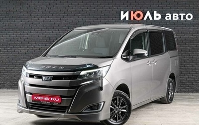 Toyota Noah III, 2018 год, 1 900 000 рублей, 1 фотография