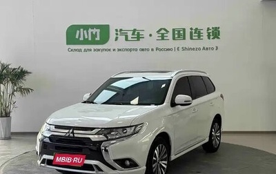 Mitsubishi Outlander III рестайлинг 3, 2022 год, 2 036 000 рублей, 1 фотография