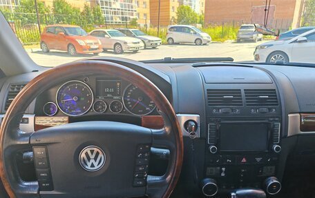 Volkswagen Touareg III, 2004 год, 1 100 000 рублей, 1 фотография