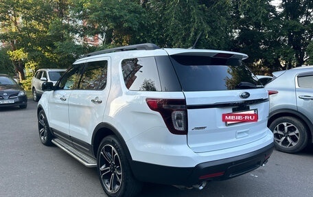 Ford Explorer VI, 2014 год, 1 200 000 рублей, 5 фотография