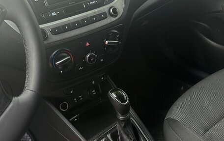 Hyundai Solaris II рестайлинг, 2017 год, 745 000 рублей, 8 фотография