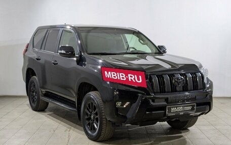 Toyota Land Cruiser Prado 150 рестайлинг 2, 2019 год, 4 900 000 рублей, 10 фотография