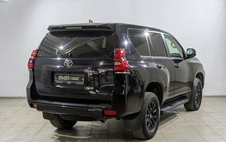 Toyota Land Cruiser Prado 150 рестайлинг 2, 2019 год, 4 900 000 рублей, 14 фотография