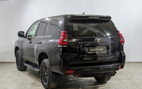 Toyota Land Cruiser Prado 150 рестайлинг 2, 2019 год, 4 900 000 рублей, 29 фотография