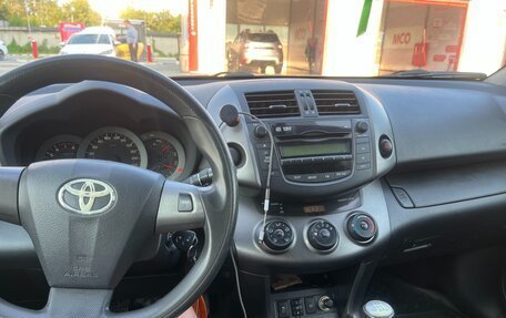 Toyota RAV4, 2010 год, 1 600 000 рублей, 4 фотография