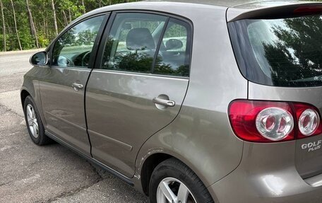 Volkswagen Golf Plus II, 2011 год, 600 000 рублей, 14 фотография