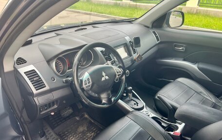 Mitsubishi Outlander III рестайлинг 3, 2008 год, 920 000 рублей, 6 фотография