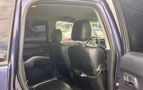 Mitsubishi Outlander III рестайлинг 3, 2008 год, 920 000 рублей, 8 фотография