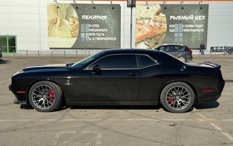 Dodge Challenger III рестайлинг 2, 2021 год, 5 720 000 рублей, 2 фотография